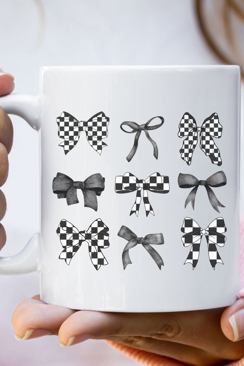 Vintage Checkered Coquette Bows Decorative Ceramic Coffee Mug for Sipping Beverages